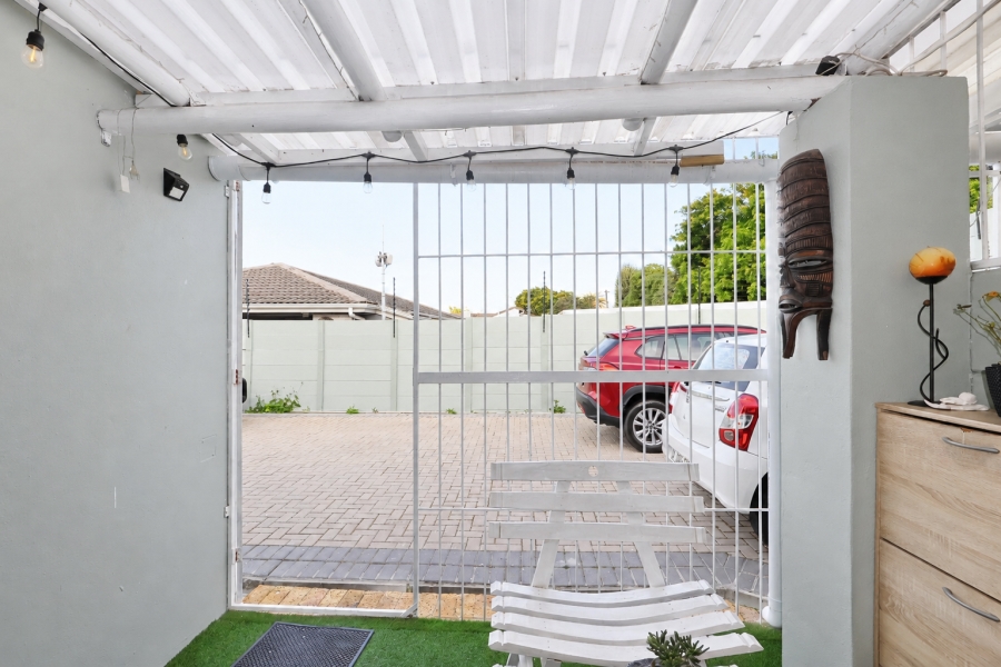 To Let 3 Bedroom Property for Rent in Waves Edge Western Cape